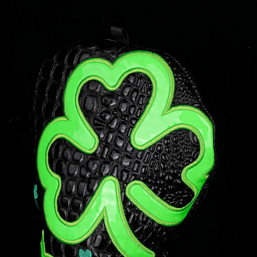 FLUORESCENT LUCKY CLOVER CROCODILE BLADE PUTTER COVER - Funky HeadcoversFLUORESCENT LUCKY CLOVER CROCODILE BLADE PUTTER COVERfunky-headcovers-store-build-klvj8Funky HeadcoversB6012096FLUORESCENT LUCKY CLOVER CROCODILE BLADE PUTTER COVER